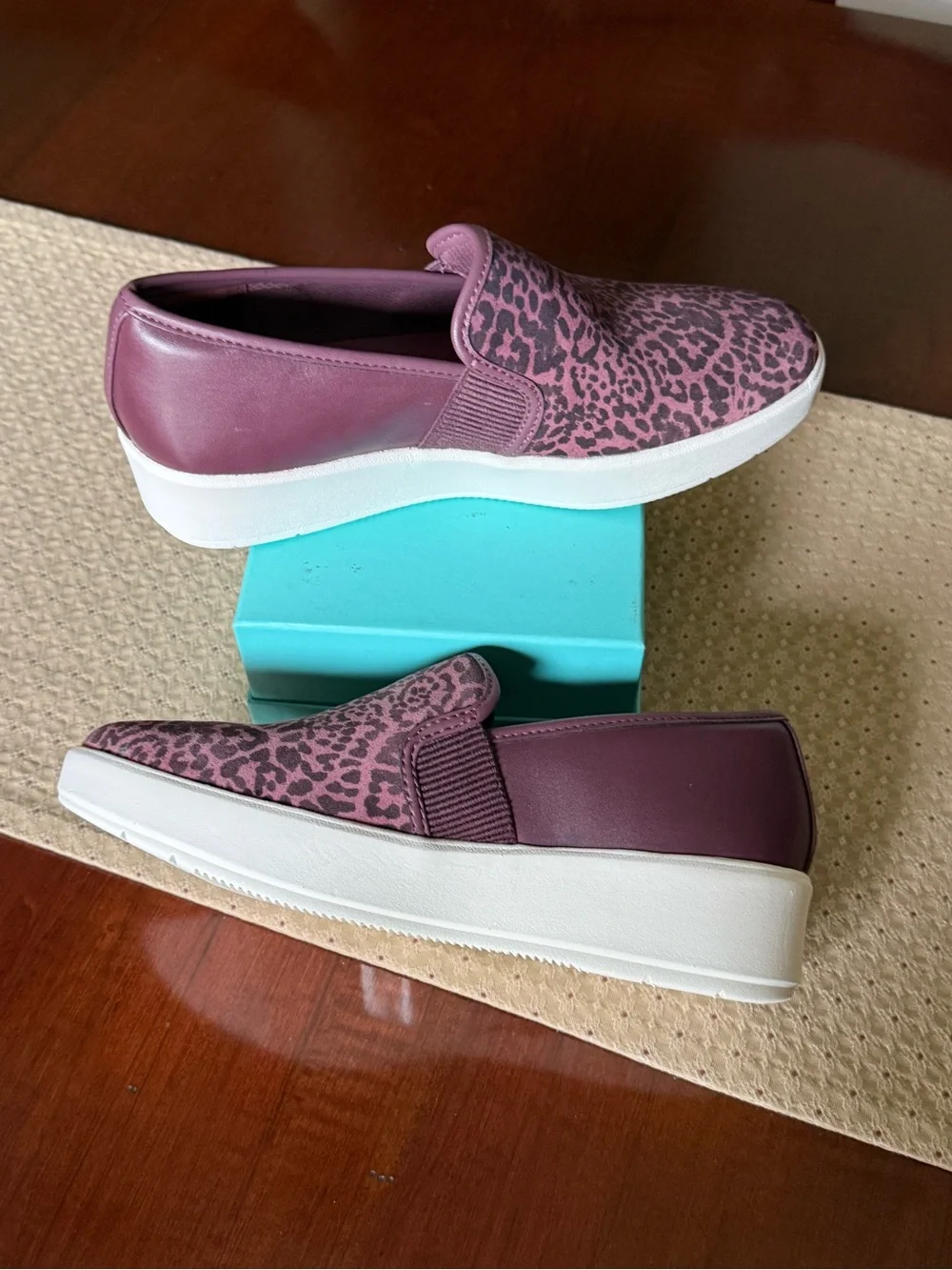 Clarks Collection Layton Petal Slip on Shoes Sz 8W